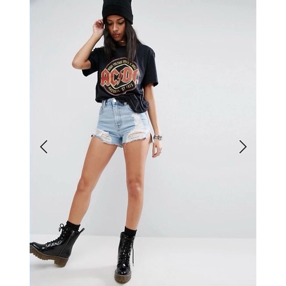 ASOS Denim Side Split Short in Limewash Blue - Picture 1 of 6